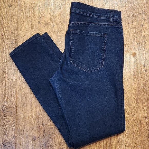 LOFT Women's Tapered Leg Jeans - Sz 10 - Picture 3 of 6